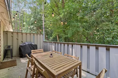 140 Amherst Place NW, Atlanta, GA 30327 - Photo 19