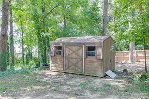 900 Pawnee Pl, Lilburn, GA 30047 - Photo 35