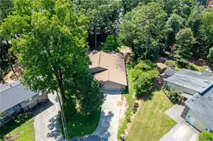 900 Pawnee Pl, Lilburn, GA 30047 - Photo 37
