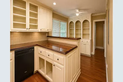 2732 Oldknow Drive NW, Atlanta, GA 30318 - Photo 3