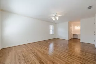 5274 Wyntercreek Way, Dunwoody, GA 30338 - Photo 37
