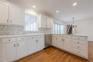 5274 Wyntercreek Way, Dunwoody, GA 30338 - Photo 23