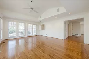 5274 Wyntercreek Way, Dunwoody, GA 30338 - Photo 23