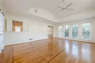 5274 Wyntercreek Way, Dunwoody, GA 30338 - Photo 19