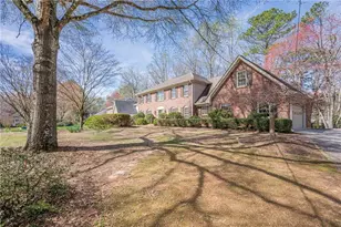5274 Wyntercreek Way, Dunwoody, GA 30338 - Photo 3