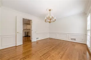 5274 Wyntercreek Way, Dunwoody, GA 30338 - Photo 7