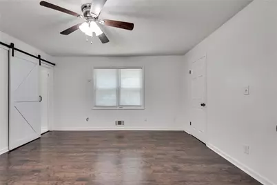 597 Field Cliff Drive, Stone Mountain, GA 30087 - Photo 3
