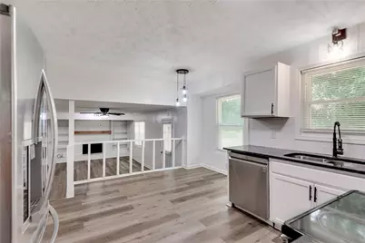 597 Field Cliff Drive, Stone Mountain, GA 30087 - Photo 11