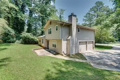 597 Field Cliff Drive, Stone Mountain, GA 30087 - Photo 17