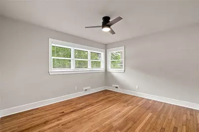 1988 Brewer Boulevard SW, Atlanta, GA 30310 - Photo 33