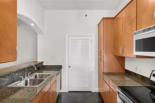 3445 Stratford Rd NE, Atlanta, GA 30326 - Photo 7