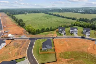 358 Oakleigh Dr, Calhoun, GA 30701 - Photo 31