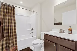 358 Oakleigh Dr, Calhoun, GA 30701 - Photo 21
