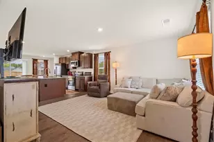 358 Oakleigh Dr, Calhoun, GA 30701 - Photo 5