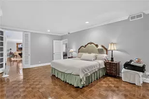 2734 Peachtree Rd NW, Atlanta, GA 30305 - Photo 9