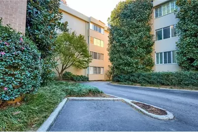 2734 Peachtree Road NW #A201, Atlanta, GA 30305 - Photo 17