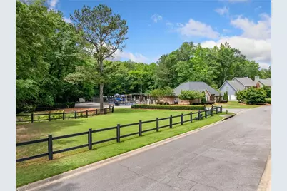 1240 Wynford Colony SW, Marietta, GA 30064 - Photo 65