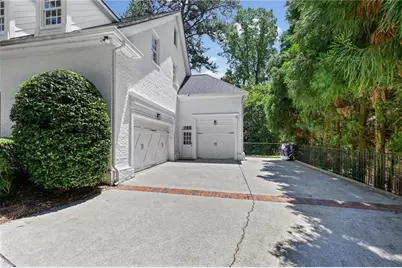 4371 Club Drive NE, Atlanta, GA 30319 - Photo 61