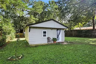 6065 Monica Dr, Morrow, GA 30260 - Photo 5