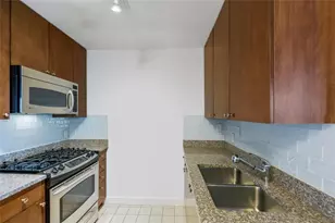 3338 Peachtree Rd NE, Atlanta, GA 30326 - Photo 11