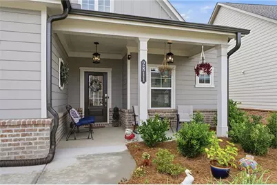 2811 Freshwater Court, Gainesville, GA 30507 - Photo 3