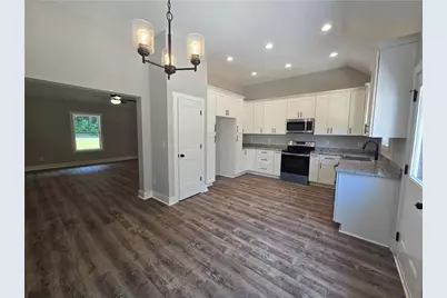 656 Highland Avenue, Hartwell, GA 30643 - Photo 9