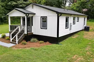 522 Spring St, Carrollton, GA 30117 - Photo 3