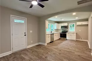 522 Spring St, Carrollton, GA 30117 - Photo 7