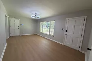 2726 Hollywood Dr, Decatur, GA 30033 - Photo 3