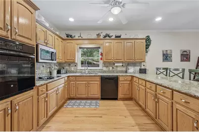4235 Heather Way, Cumming, GA 30041 - Photo 9