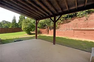 6015 Thrasher Ct, Cumming, GA 30028 - Photo 13