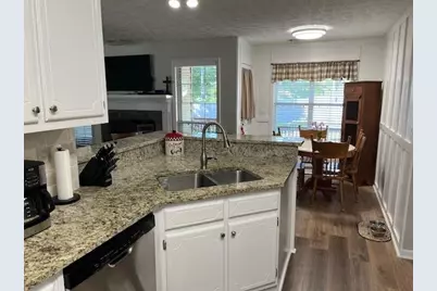 325 Towler Drive, Loganville, GA 30052 - Photo 5