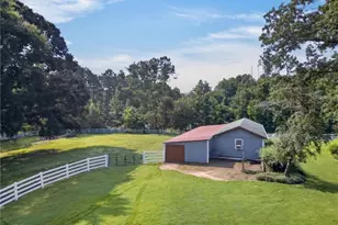 1111 Bakers Bridge Rd, Douglasville, GA 30134 - Photo 51