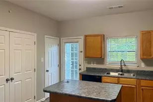 369 Pine Hill Pl, Norcross, GA 30093 - Photo 5