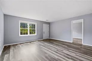 432 Charleston Ln, Lawrenceville, GA 30046 - Photo 5