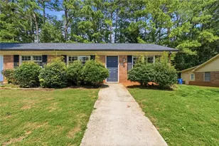 432 Charleston Ln, Lawrenceville, GA 30046 - Photo 1