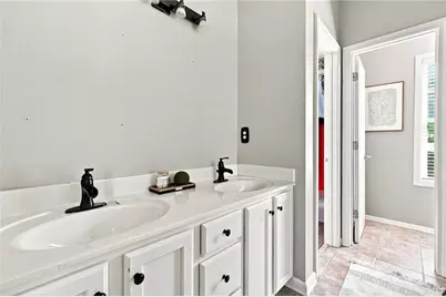 212 Oak Hollow Court, White, GA 30184 - Photo 13
