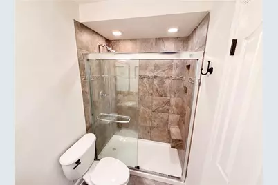 3175 Seven Pines Court #204, Atlanta, GA 30339 - Photo 13