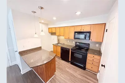 3175 Seven Pines Court #204, Atlanta, GA 30339 - Photo 7