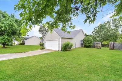 1525 Julianna Drive, Loganville, GA 30052 - Photo 3