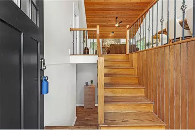 594 Farmbrook Trail NE, Kennesaw, GA 30144 - Photo 3