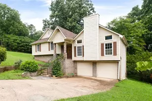 3573 Downing St, Marietta, GA 30066 - Photo 3