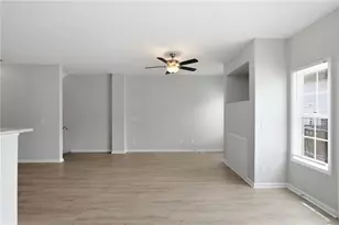 4299 Notting Hill Dr SW, Atlanta, GA 30331 - Photo 9
