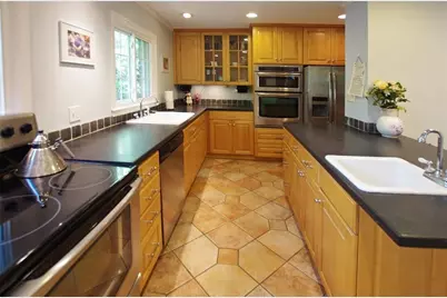 2037 Desmond Drive, Decatur, GA 30033 - Photo 13