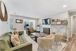103 Natchez Trace, Sandy Springs, GA 30350 - Photo 5