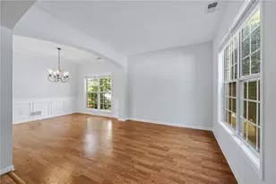 290 Clairidge Ln, Lawrenceville, GA 30046 - Photo 5