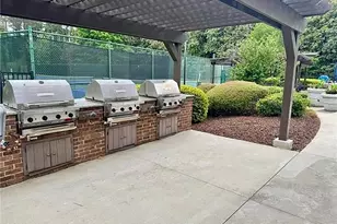 7810 Landowne Dr, Sandy Springs, GA 30350 - Photo 57
