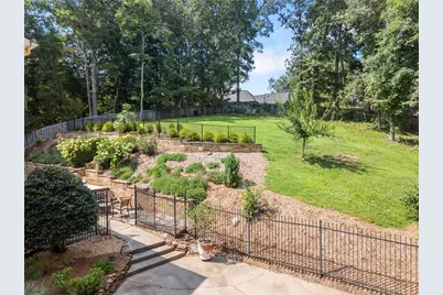 7810 Landowne Drive, Sandy Springs, GA 30350 - Photo 51