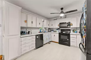 110 Pastel Ln, Clayton, GA 30525 - Photo 7