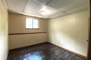 3335 Hillside Dr, Snellville, GA 30078 - Photo 15